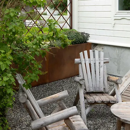 Сasa de vacaciones Ostigard 1810 Prestegardshuset Åndalsnes