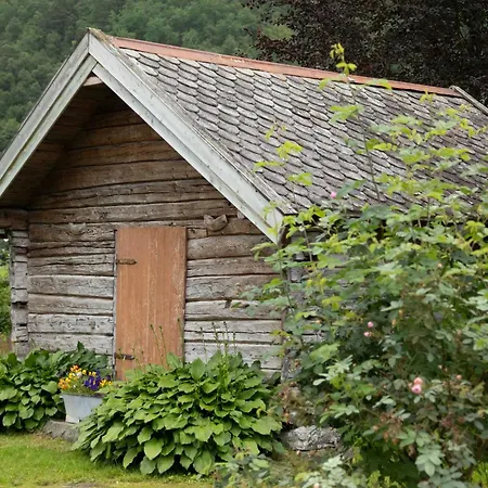 Semesterbostad Ostigard 1810 Prestegardshuset